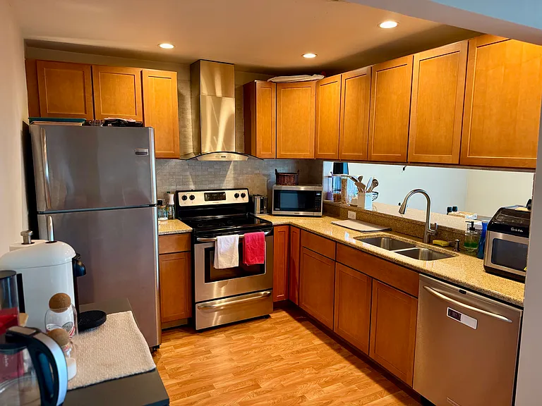 835 Waterview Cir #5 — Photo 15