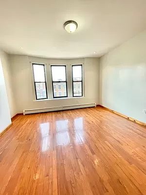 1st image of 630 Park Pl APT 3L