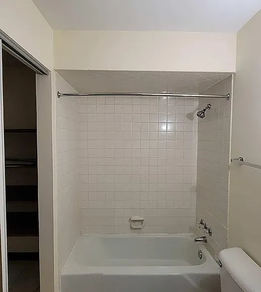 2325 Lewis Ave #2 — Photo 5