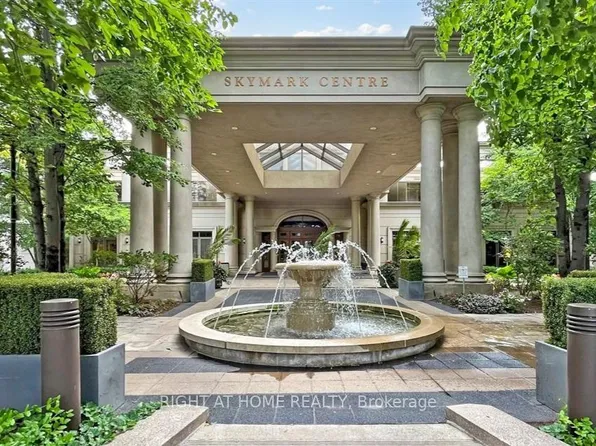 78 Harrison Garden Blvd #701, Toronto, ON M2N 7E2