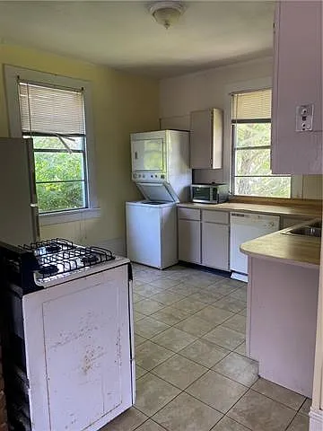 2 bed, 1.0 bath, 1000 sqft, $1,100 — Photo 3