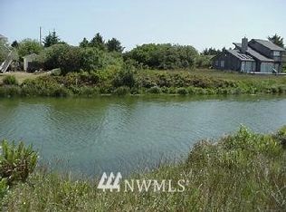 748 Texmar St SW, Ocean Shores, WA 98569