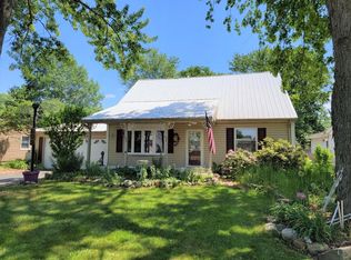 609 Linda Ln, Kouts, IN 46347