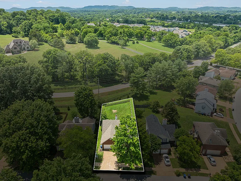 304 Crooked Oak Ct — Photo 25