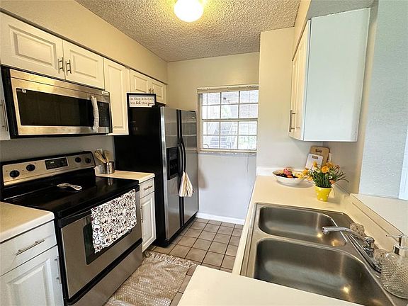2nd image of 2841 N Oakland Forest Drive #204