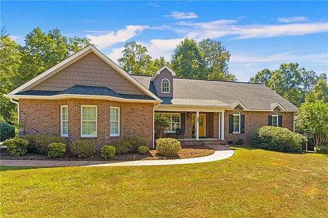 1228 Waterford Dr Hickory NC 28602 Zillow