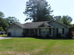 820 Jenkins St, Blackshear, GA 31516