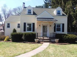 34 Taylor St, Staunton, VA 24401