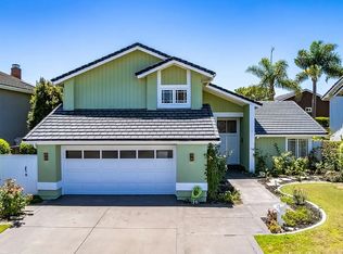 17675 Rainglen Ln, Huntington Beach, CA 92649