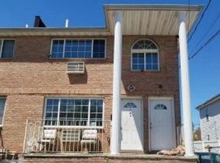 143-56 229th St, Springfield Gardens, NY 11413