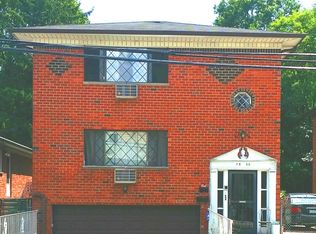 15447 13th Ave #2, Whitestone, NY 11357