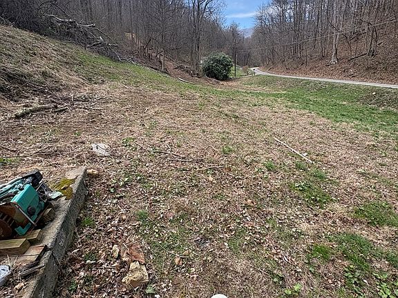 4th image of 192 Blevins Rd