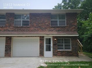11612 E Ivanhoe Ct, Independence, MO 64052