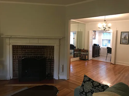 Rented by Lisa Realty Group LTD | media 3