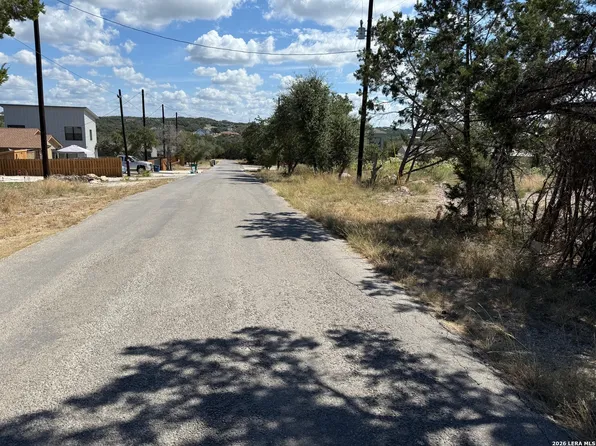 1874 RHINESTONE LOT 586, Canyon Lake, TX 78133