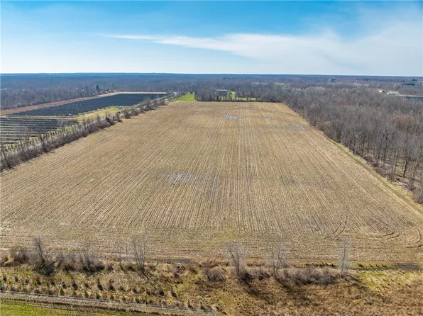 2684 Redman Rd #20, Brockport, NY 14420