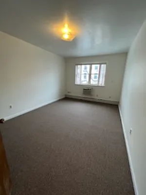 Rented by Capri Jet Realty Corp | media 6