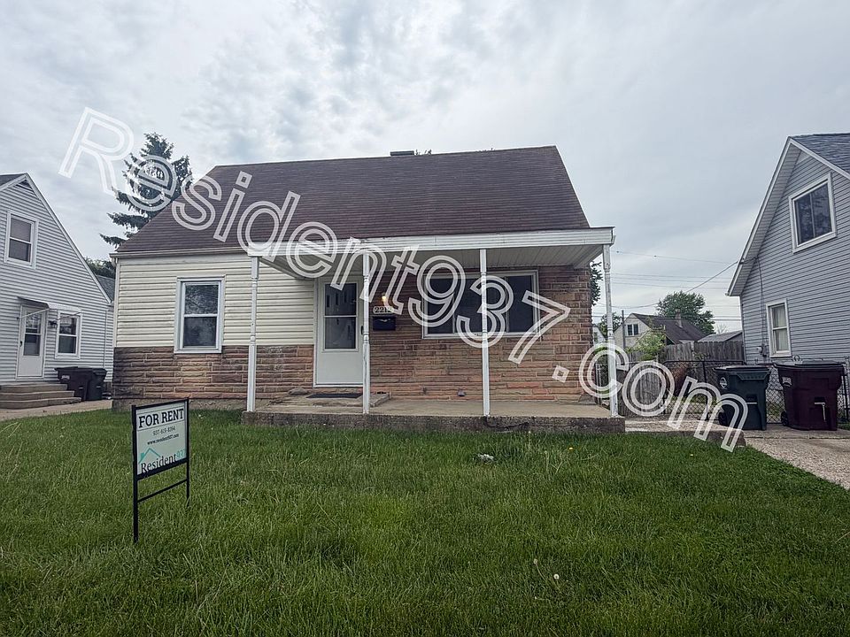 1st image of 2212 Farmside Dr