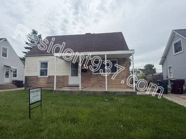 2212 Farmside Dr, Dayton, OH 45420