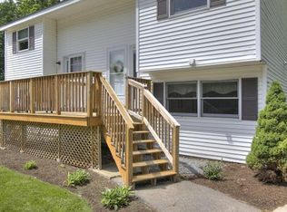 17 Bennington Cir, Goffstown, NH 03045