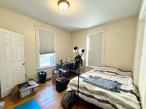 5th image of 37 Hillside St #1F