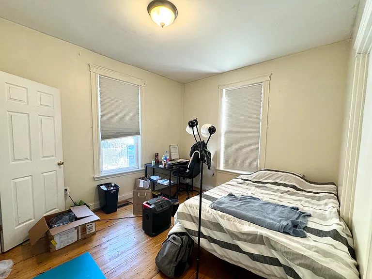 37 Hillside St #1F — Photo 5