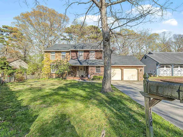 730 Moonraker Ct, Galloway, NJ 08205