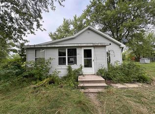 1055 Hall St, Benton Harbor, MI 49022