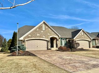 6350 Portofino Ct, Rockford, IL 61107