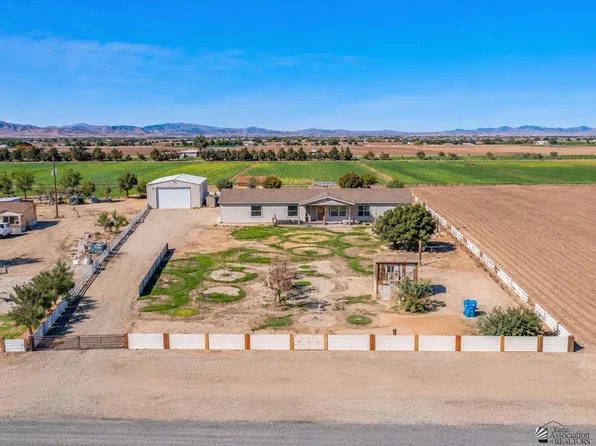 7851 S Cottonwood Ln, Yuma, AZ 85364