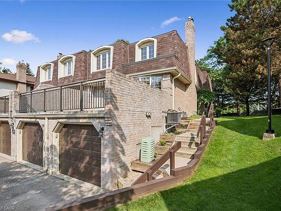 3rd image of 477 Beechwood Dr #4