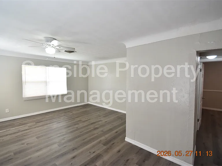 2700 26th St N — Photo 7