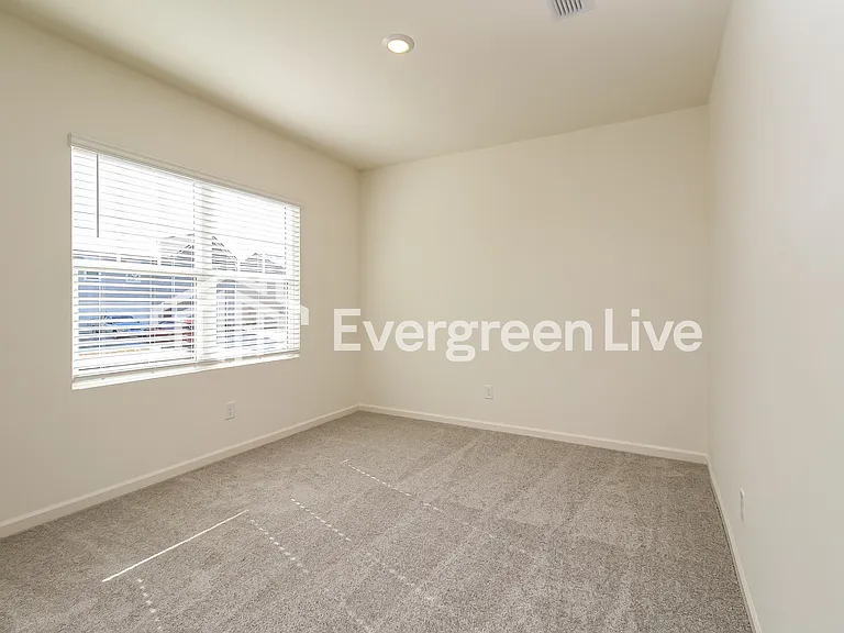207 Long Dr — Photo 9