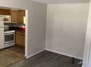 409 S Maple Ave APT 1, Oak Park, IL 60302