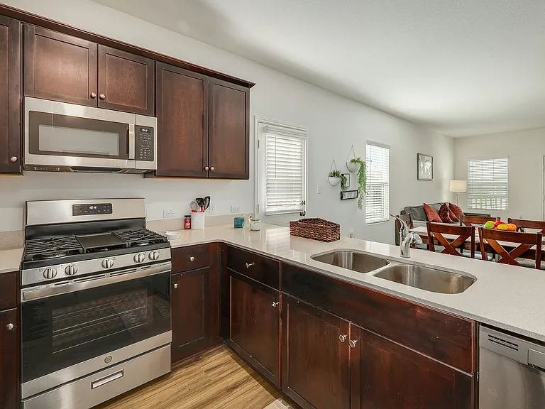 2504 Forgetmenot Ln — Photo 5