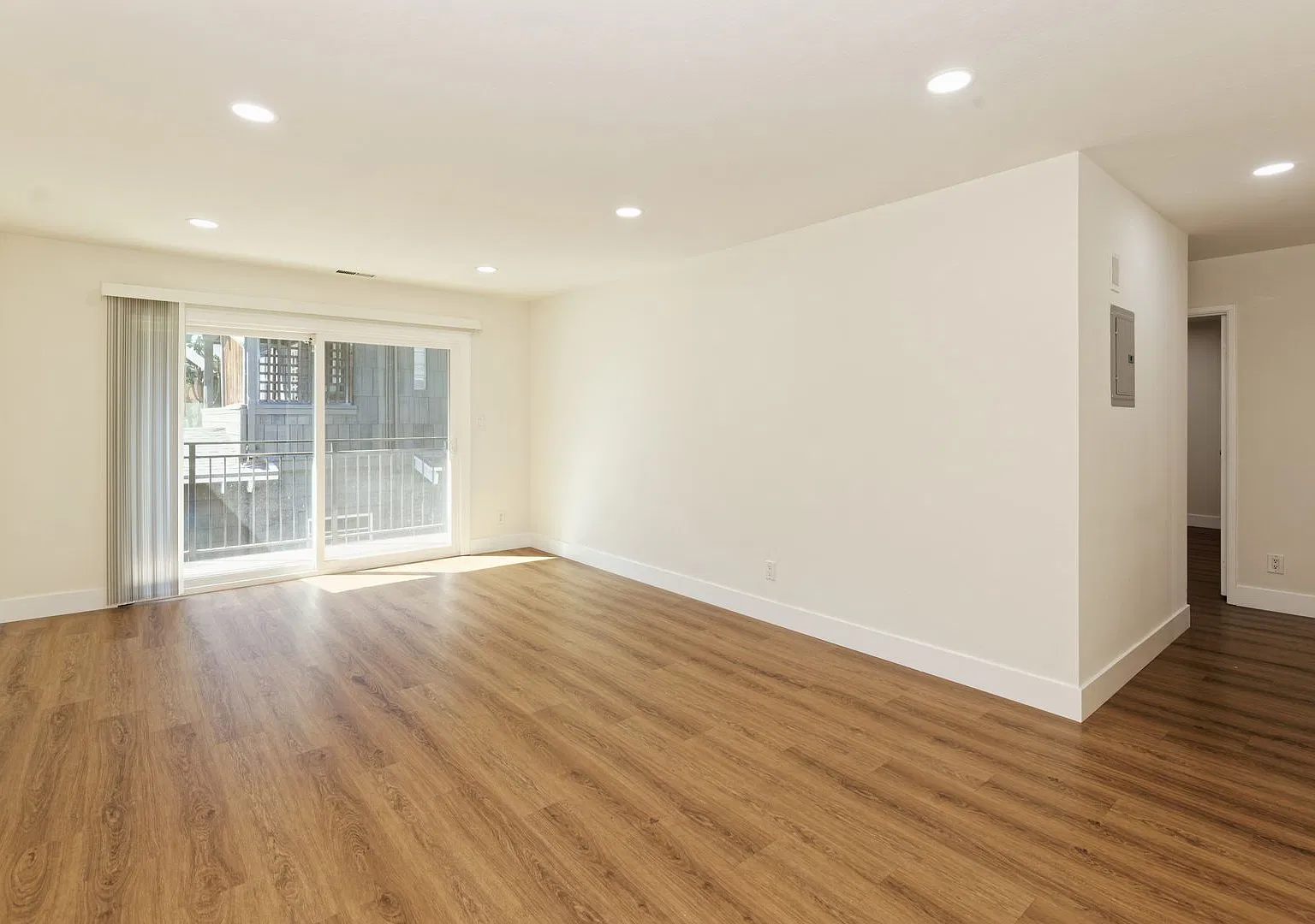 6052 Chabot Road — Photo 1