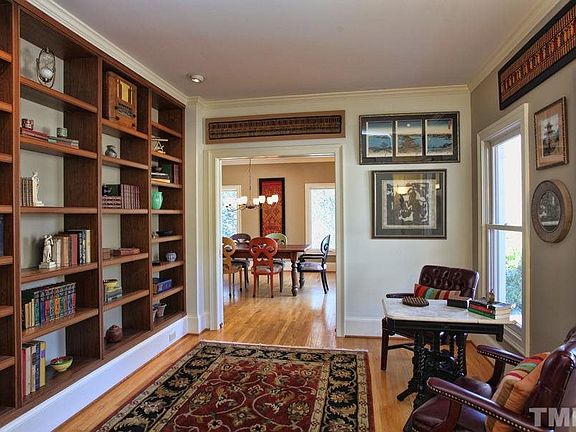 3rd image of 109 Campbell Ln
