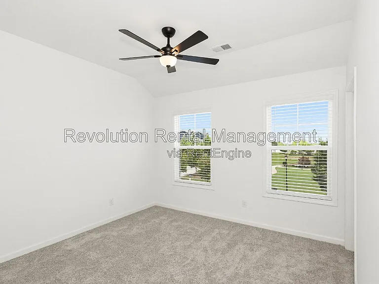 32 Nickel Dr — Photo 23