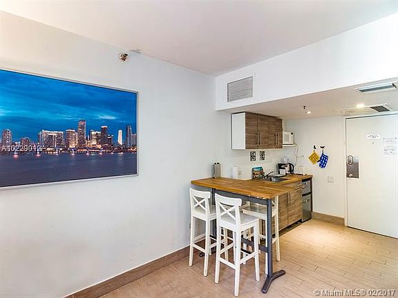 5th image of 100 Collins Ave #204