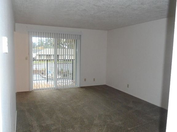 5th image of 1125 Wyatt Ave #1