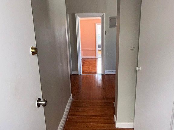 5th image of 547 E 96th St #3