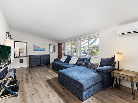 5th image of 12934 Slack St