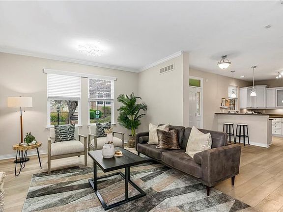 4th image of 4509 W 161st Pl