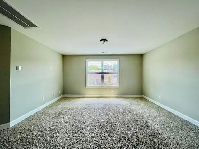 238 Gordon Park Blvd — Photo 31