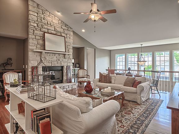 Large open Living Room!