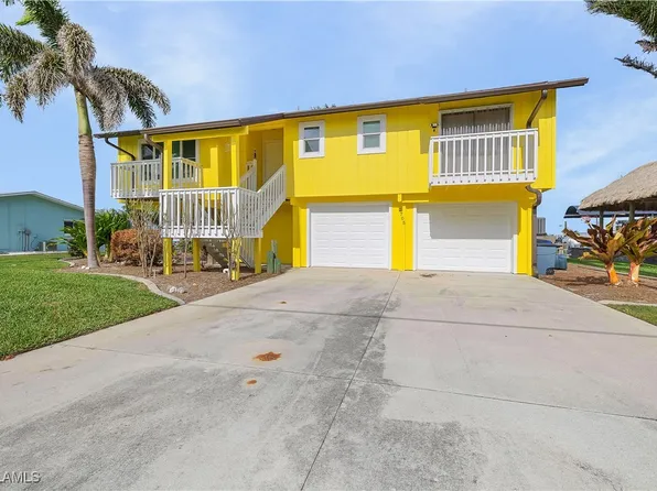 2705 Sanibel Blvd, Saint James City, FL 33956