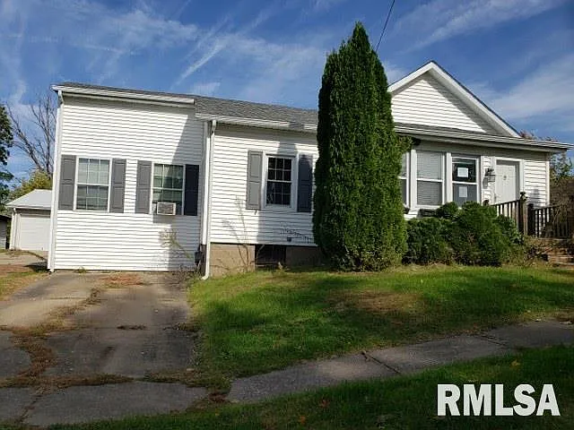 409 W Edgington St photo 1
