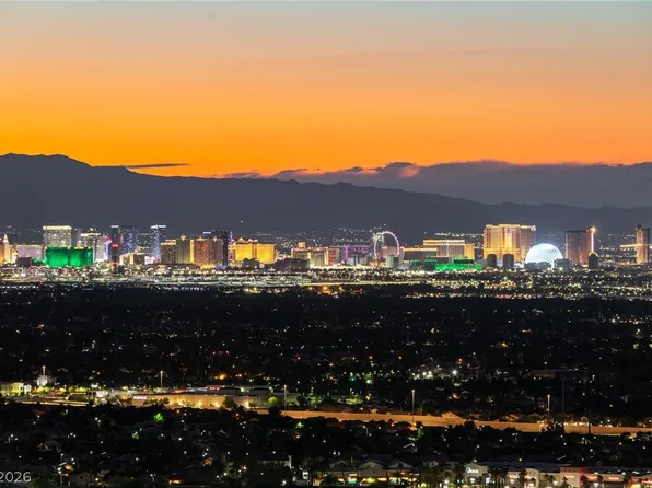 426 Tranquil Peak Ct, Henderson, NV 89012