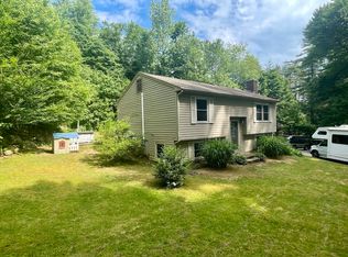 142 Wales Rd, Brimfield, MA 01010