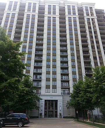 1st image of 1322 S Prairie Ave #G39